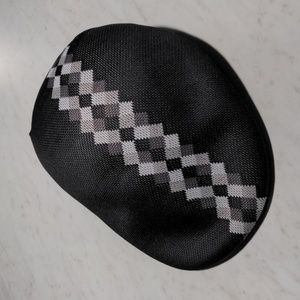 RARE Kangol Box Argyle Stripe 597 Cap Men's Large Black and Gray Argyle
